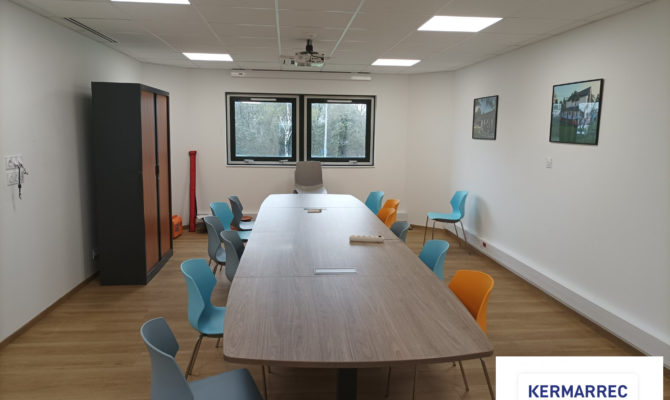 location Bureaux 323.00 m²