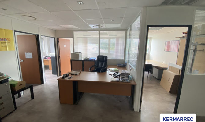 achat Bureaux 98.00 m²