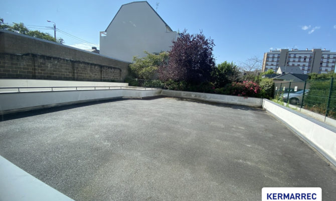 location Local Commercial 128.00 m²