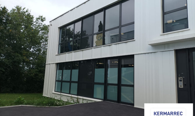 location Bureaux 245.00 m²