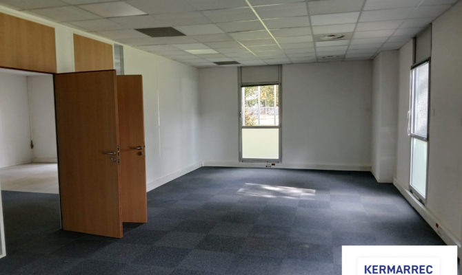 location Bureaux 218.71 m²