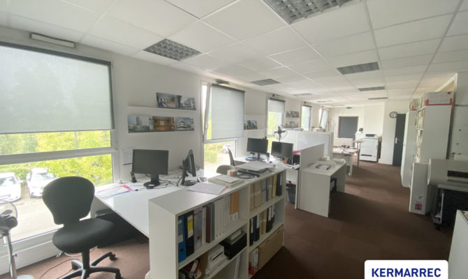 achat Bureaux 176.00 m²