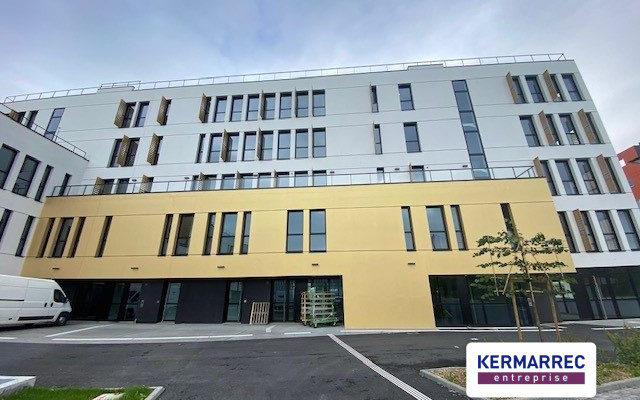 location Bureaux 101.00 m²
