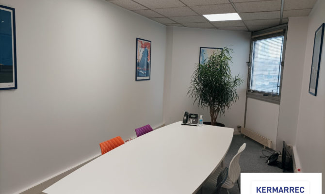achat Bureaux 100.00 m²