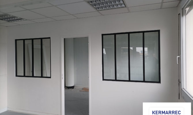 location Bureaux 174.00 m²