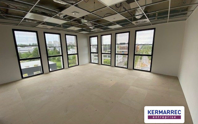 location Bureaux 245.00 m²