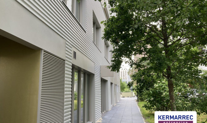 location Bureaux 122.00 m²