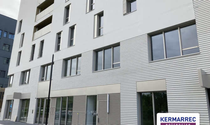 location Bureaux 122.00 m²