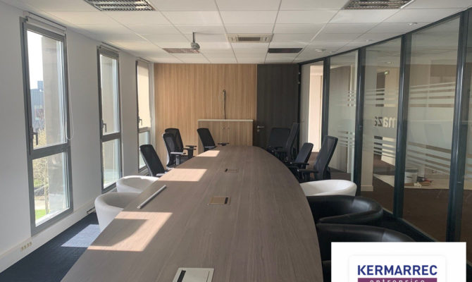 location Bureaux 440.00 m²