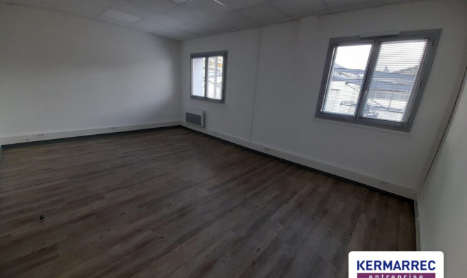 location Bureaux 250.00 m²