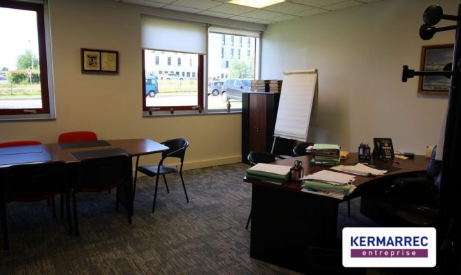 location Bureaux 75.00 m²
