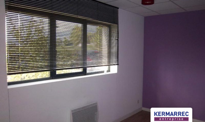 location Bureaux 150.00 m²