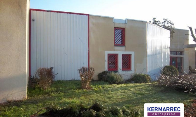 location Local d'activité 400.00 m²