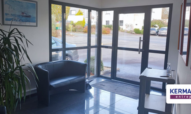 location Bureaux 123.00 m²