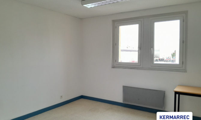 location Local d'activité 1525.00 m²