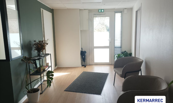 achat Bureaux 166.00 m²