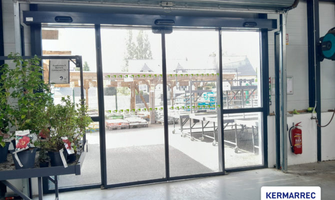 location Local d'activité 1000.00 m²