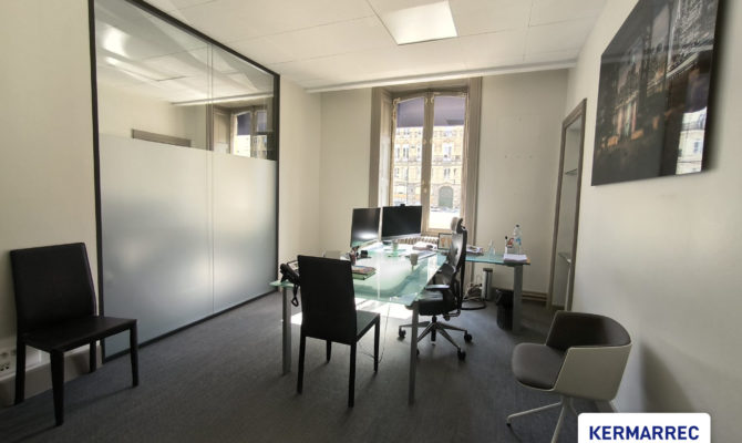 location Bureaux 222.00 m²