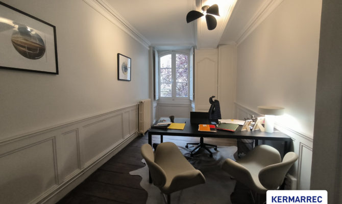 location Bureaux 140.00 m²