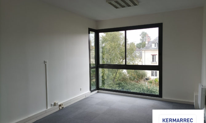 achat Bureaux 204.00 m²