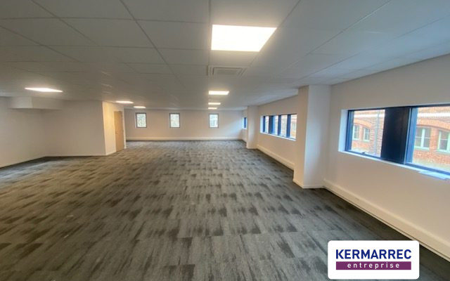 location Bureaux 188.00 m²