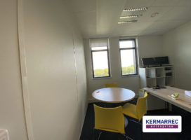 achat Bureaux 142.00 m² Saint-Jacques-de-la-Lande 35