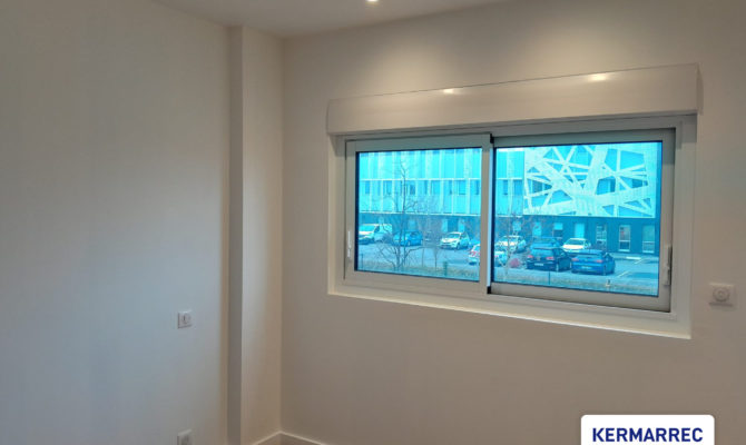 location Local d'activité 380.00 m²