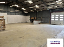 location Local d'activité 370.00 m² Saint-Avé 56