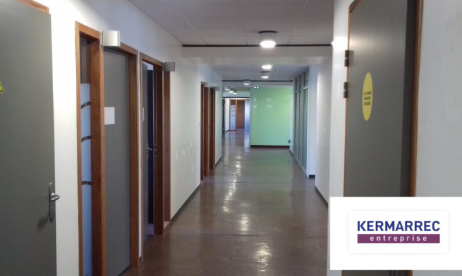 location Bureaux 665.00 m²