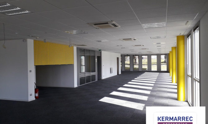 location Bureaux 1694.00 m²