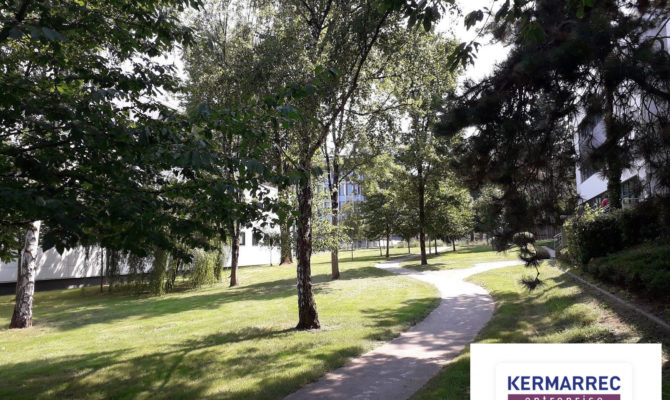location Bureaux 212.00 m²