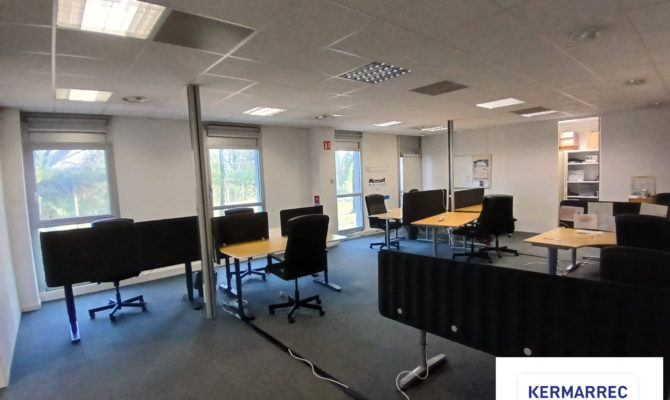location Bureaux 248.76 m²