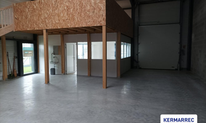 location Local d'activité 188.00 m²