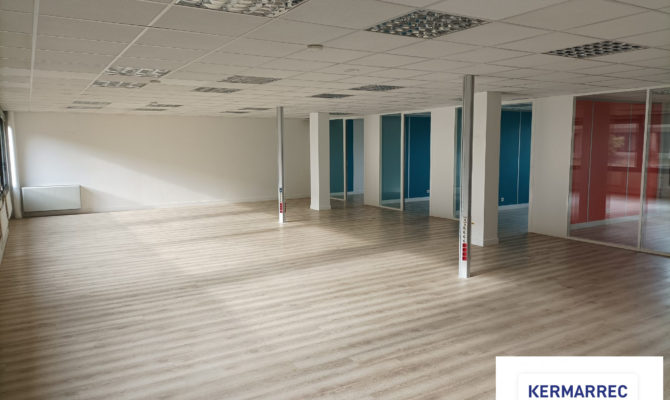 location Bureaux 206.00 m²