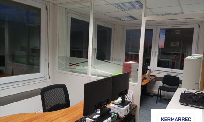 location Bureaux 142.00 m²