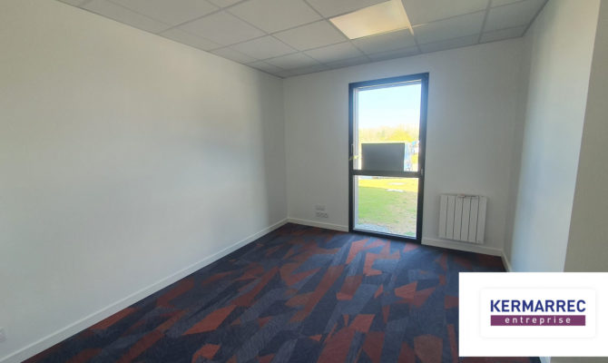 location Local d'activité 180.00 m²