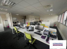 location Bureaux 113.00 m² Saint-Herblain 44