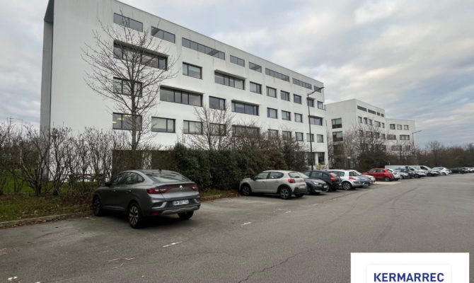 location Bureaux 267.00 m²