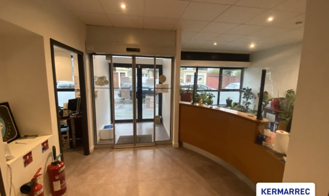 achat Bureaux 200.00 m²