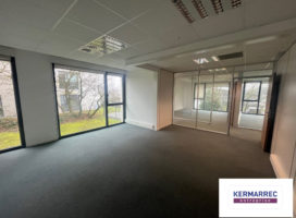 location Bureaux 267.00 m² Saint-Herblain 44