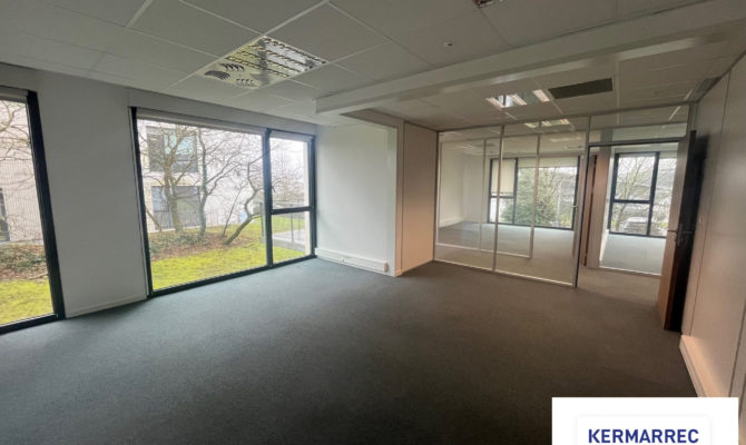 location Bureaux 267.00 m²
