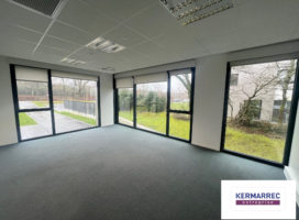 location Bureaux 267.00 m² Saint-Herblain 44