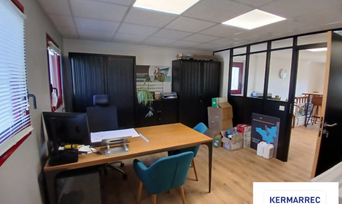 location Bureaux 110.00 m²