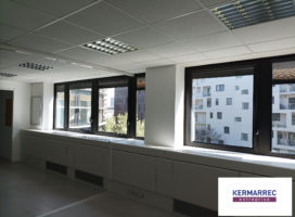location Bureaux 359.00 m² Nantes 44