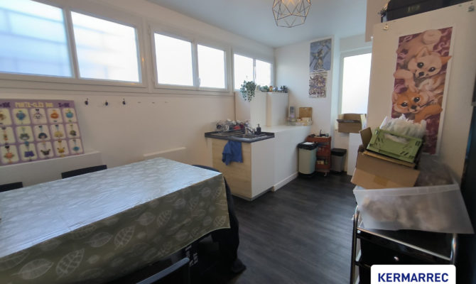 achat Bureaux 145.00 m²