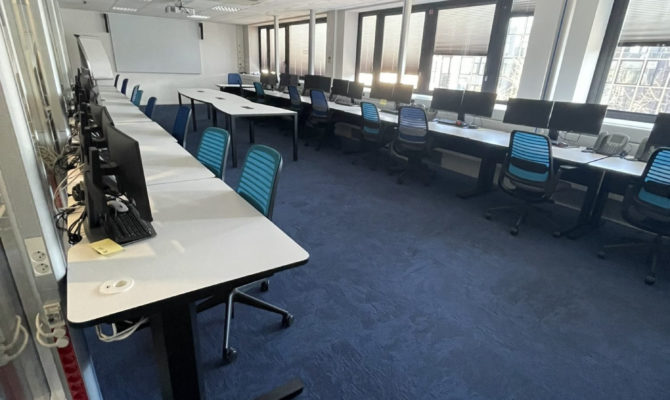 location Bureaux 2122.00 m²