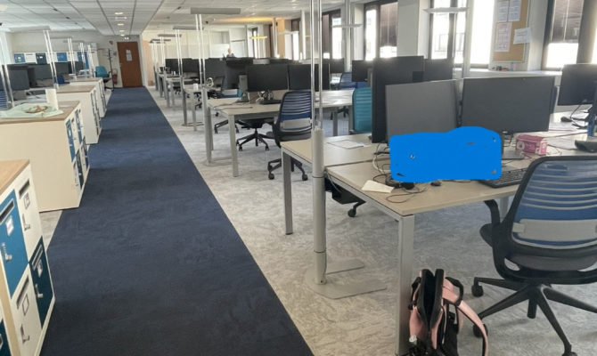 location Bureaux 332.00 m²