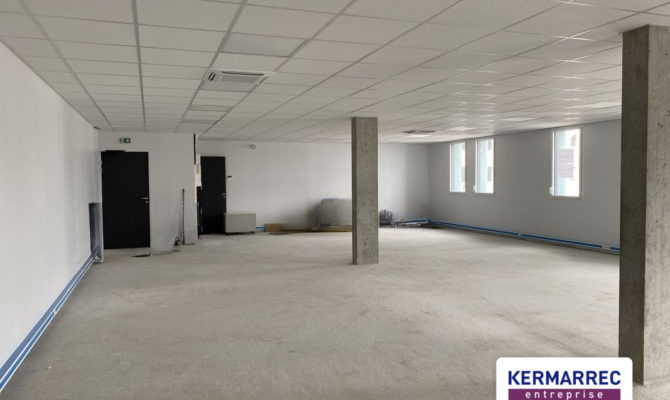 achat Bureaux 137.00 m²