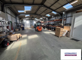 location Local d'activité 316.00 m² Vannes 56