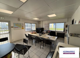 location Local d'activité 316.00 m² Vannes 56